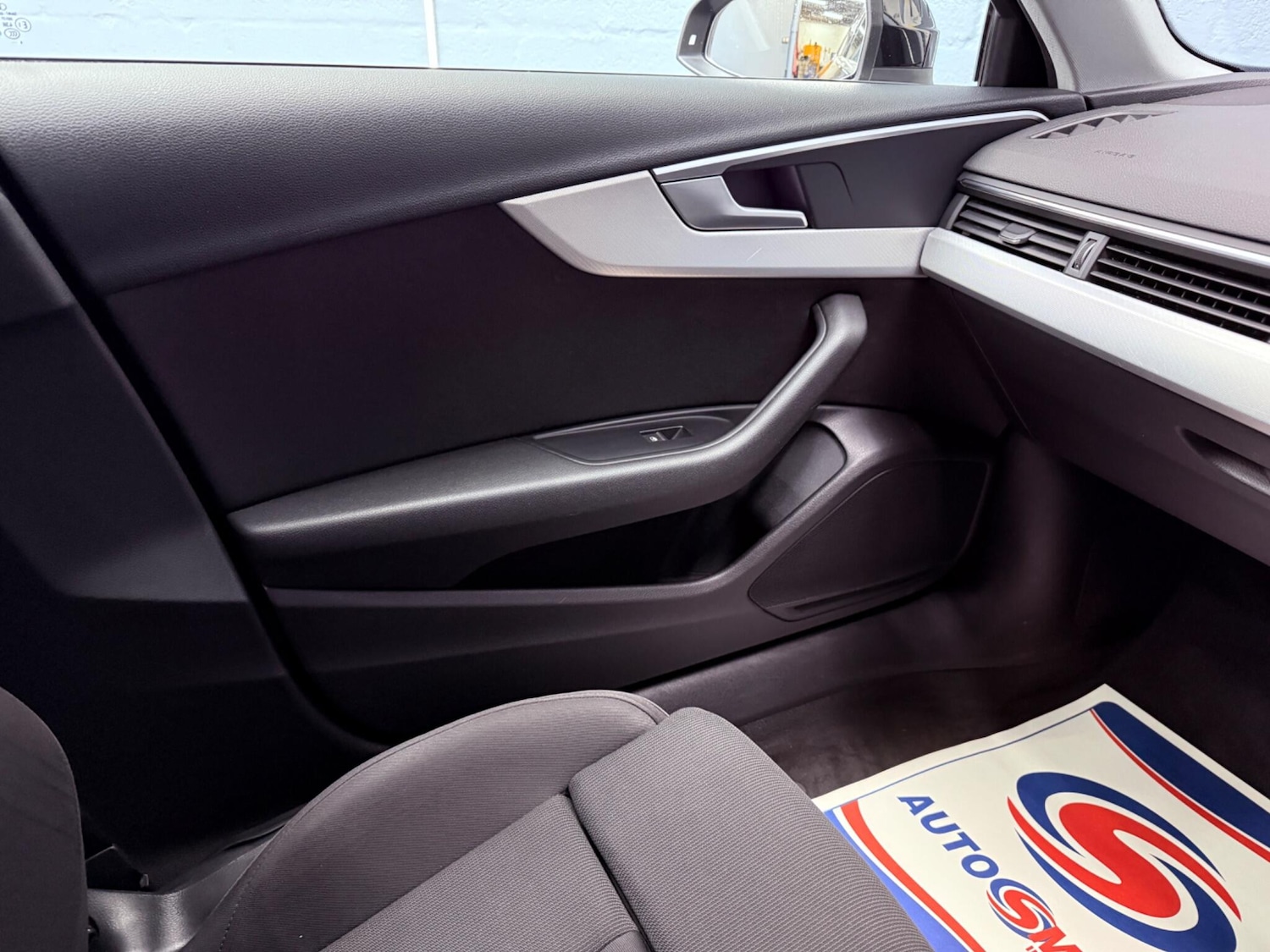 Used Audi A4 2017 for sale - 76927013: Photo 12