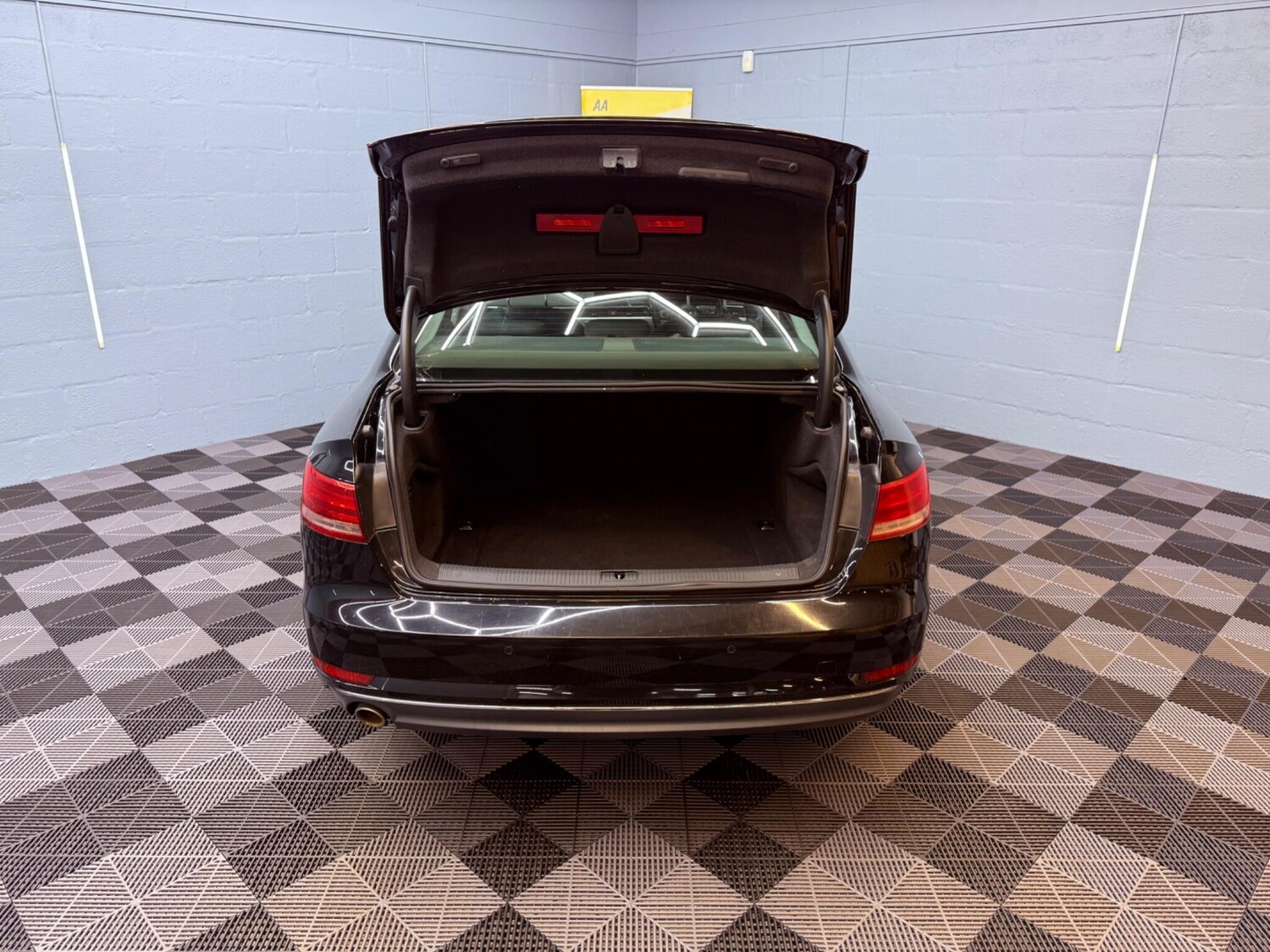 Used Audi A4 2017 for sale - 76927013: Photo 34