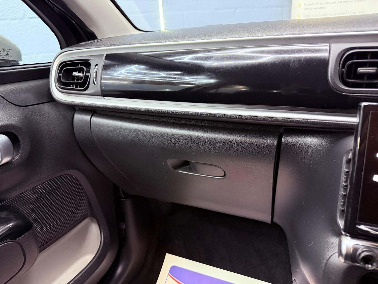 Used Citroen C3 2017 for sale - 76122612: Photo 8