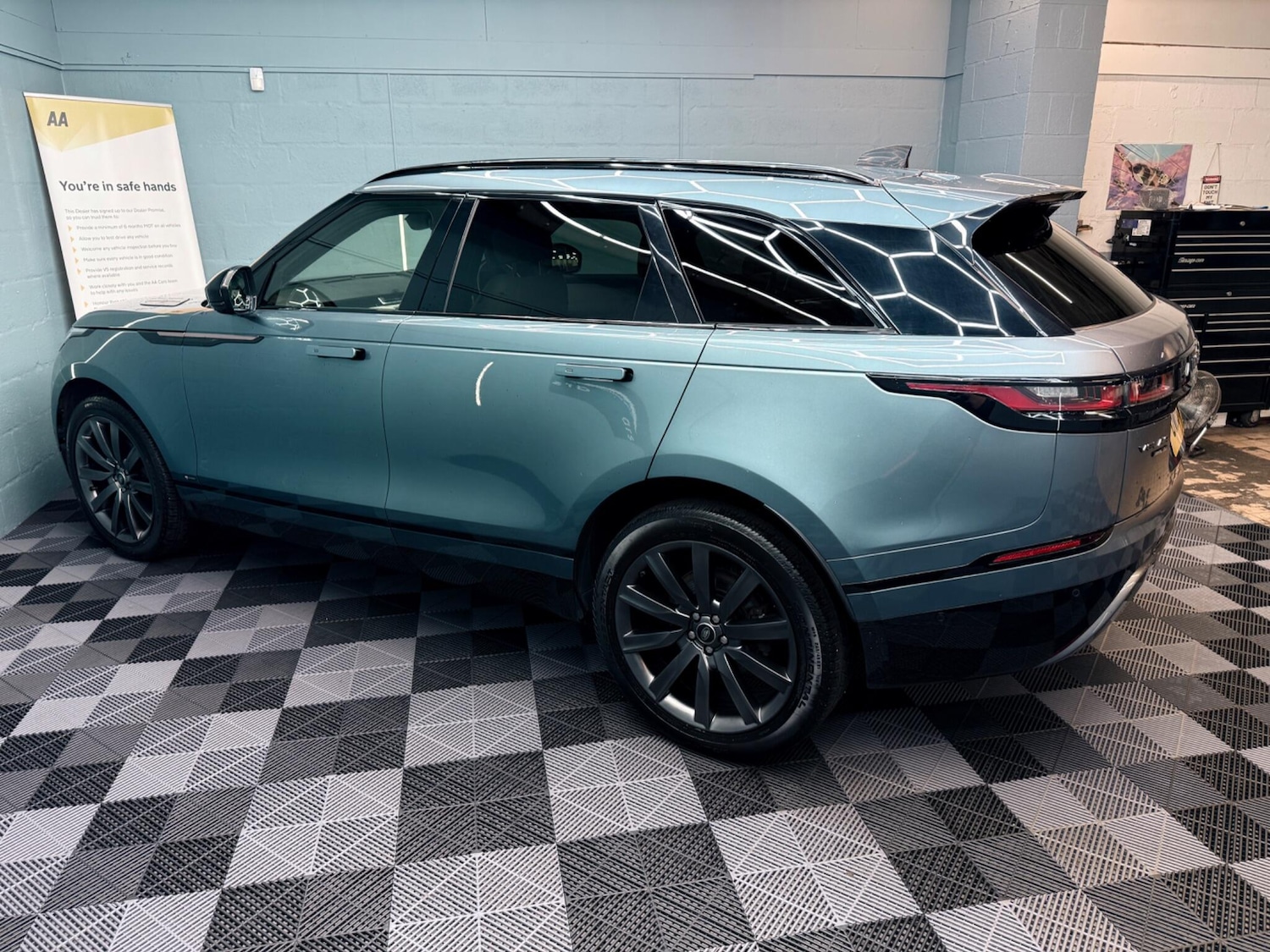 Used Land Rover Range Rover Velar 2019 for sale - 75493075: Photo 73