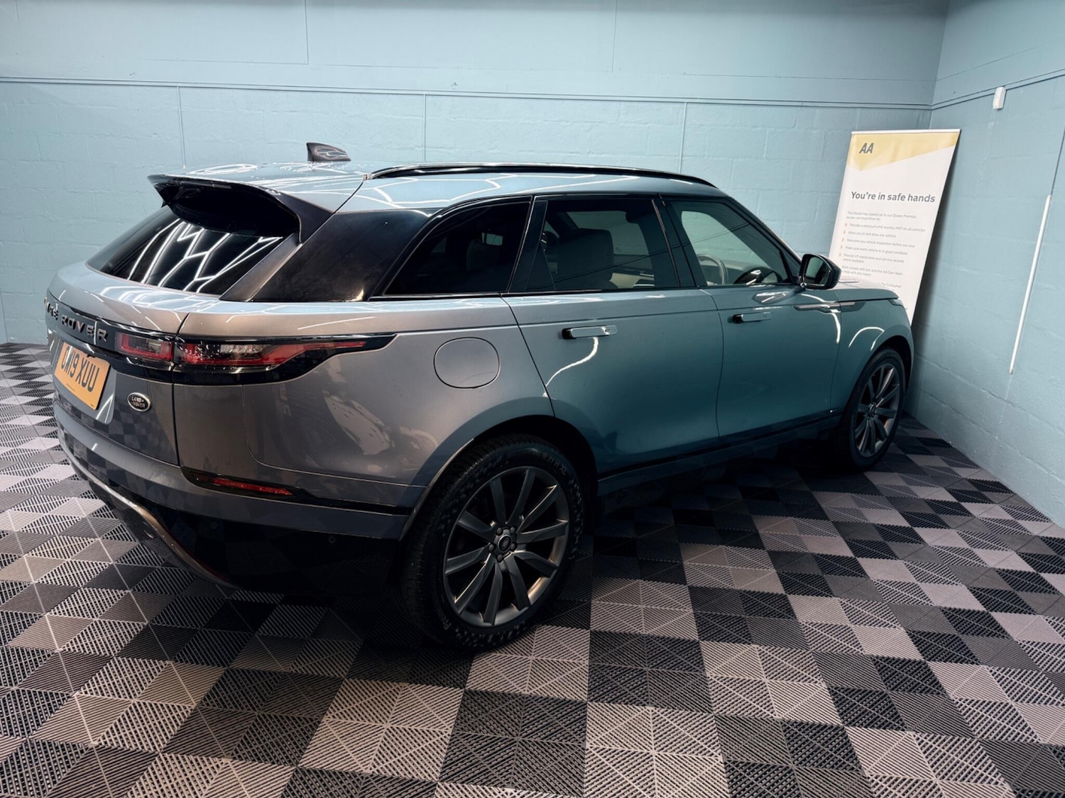 Used Land Rover Range Rover Velar 2019 for sale - 75493075: Photo 74