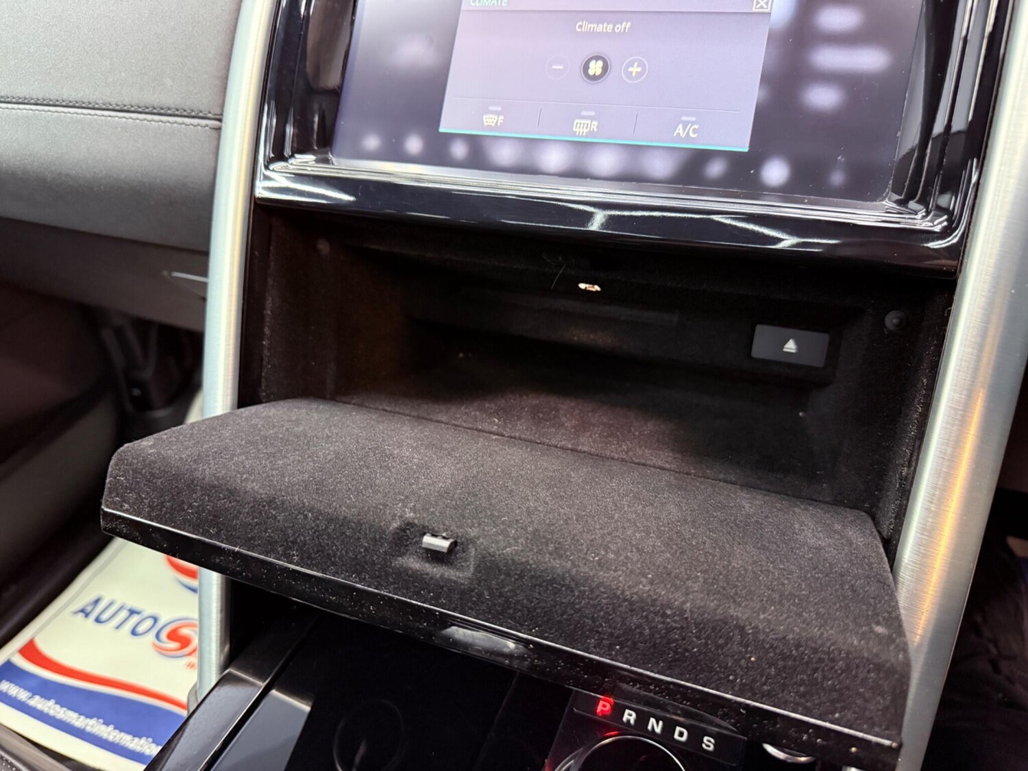 Used Land Rover Discovery 2018 for sale - 77395835: Photo 10