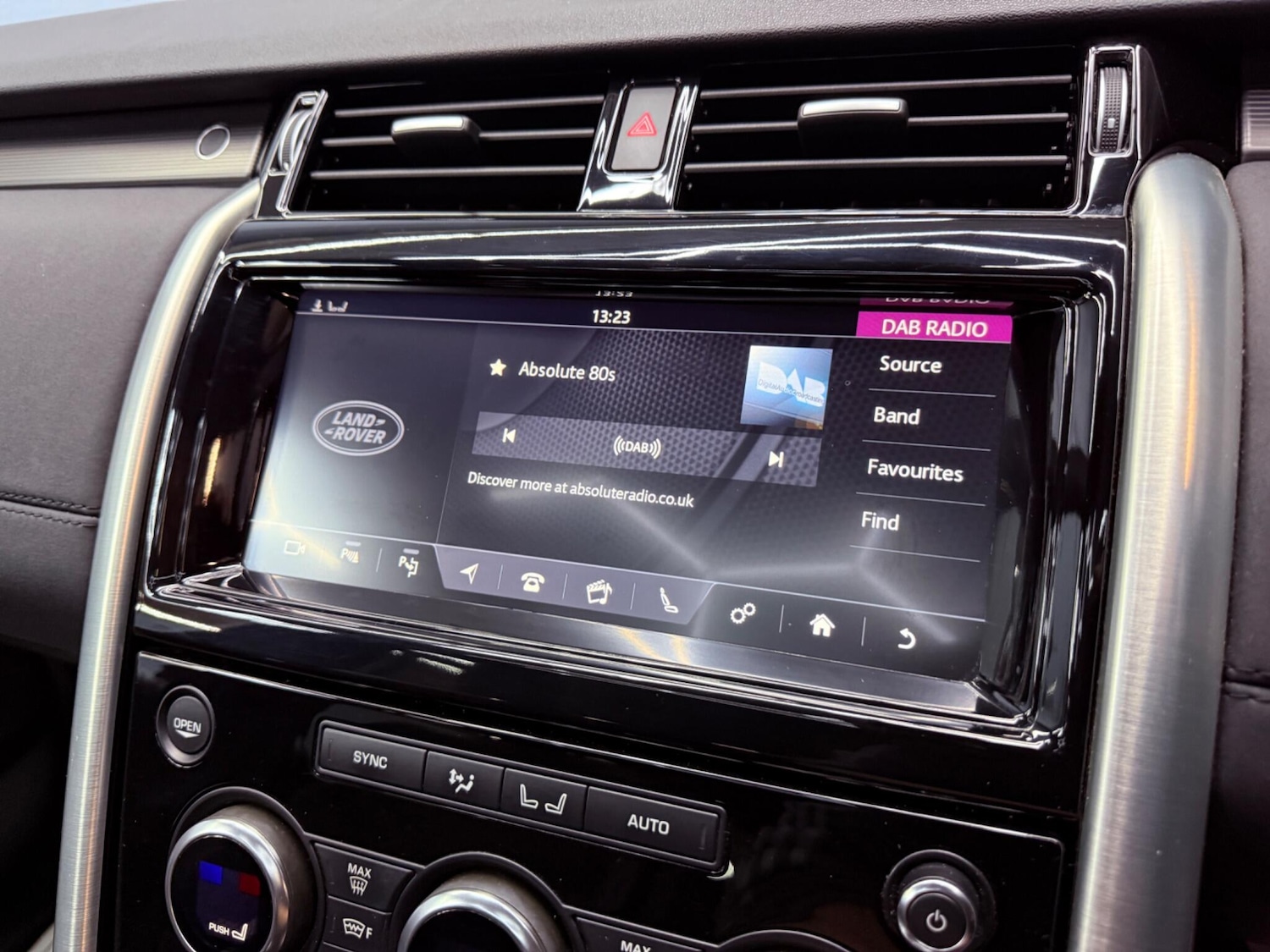 Used Land Rover Discovery 2018 for sale - 77395835: Photo 11