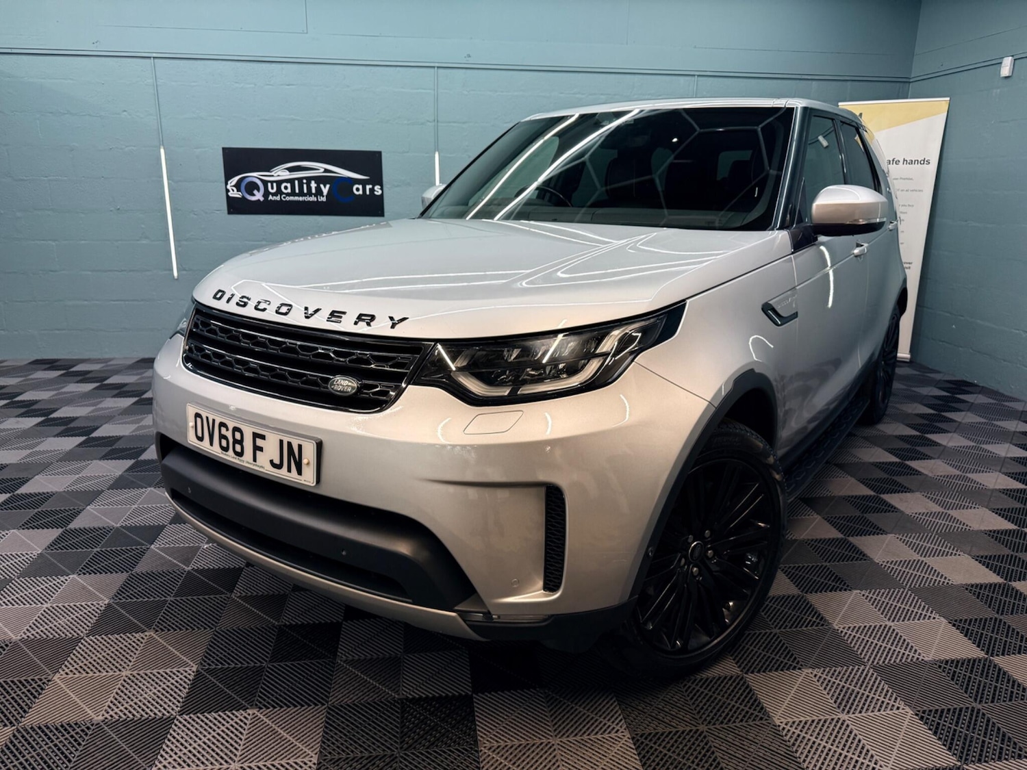 Used Land Rover Discovery 2018 for sale - 77395835: Photo 2
