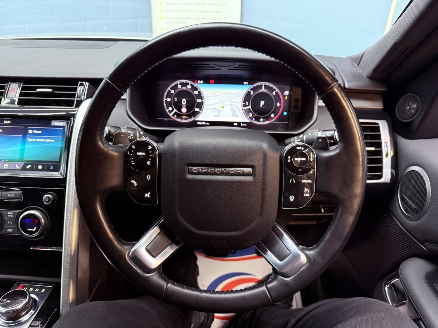 Used Land Rover Discovery 2018 for sale - 77395835: Photo 26