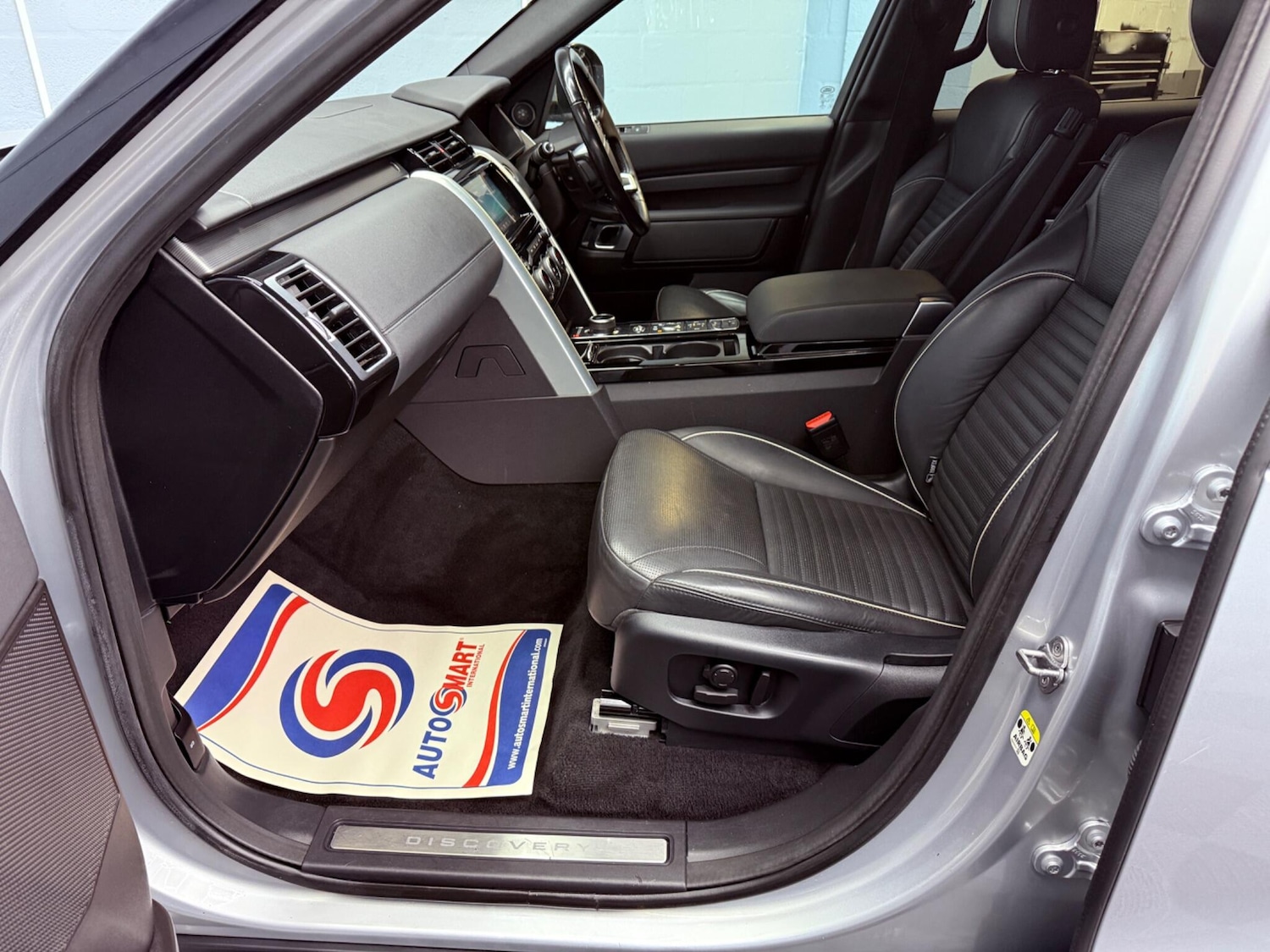 Used Land Rover Discovery 2018 for sale - 77395835: Photo 35