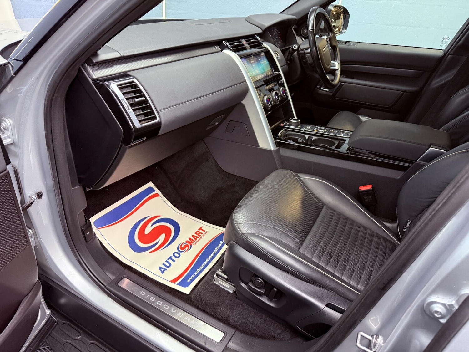 Used Land Rover Discovery 2018 for sale - 77395835: Photo 36