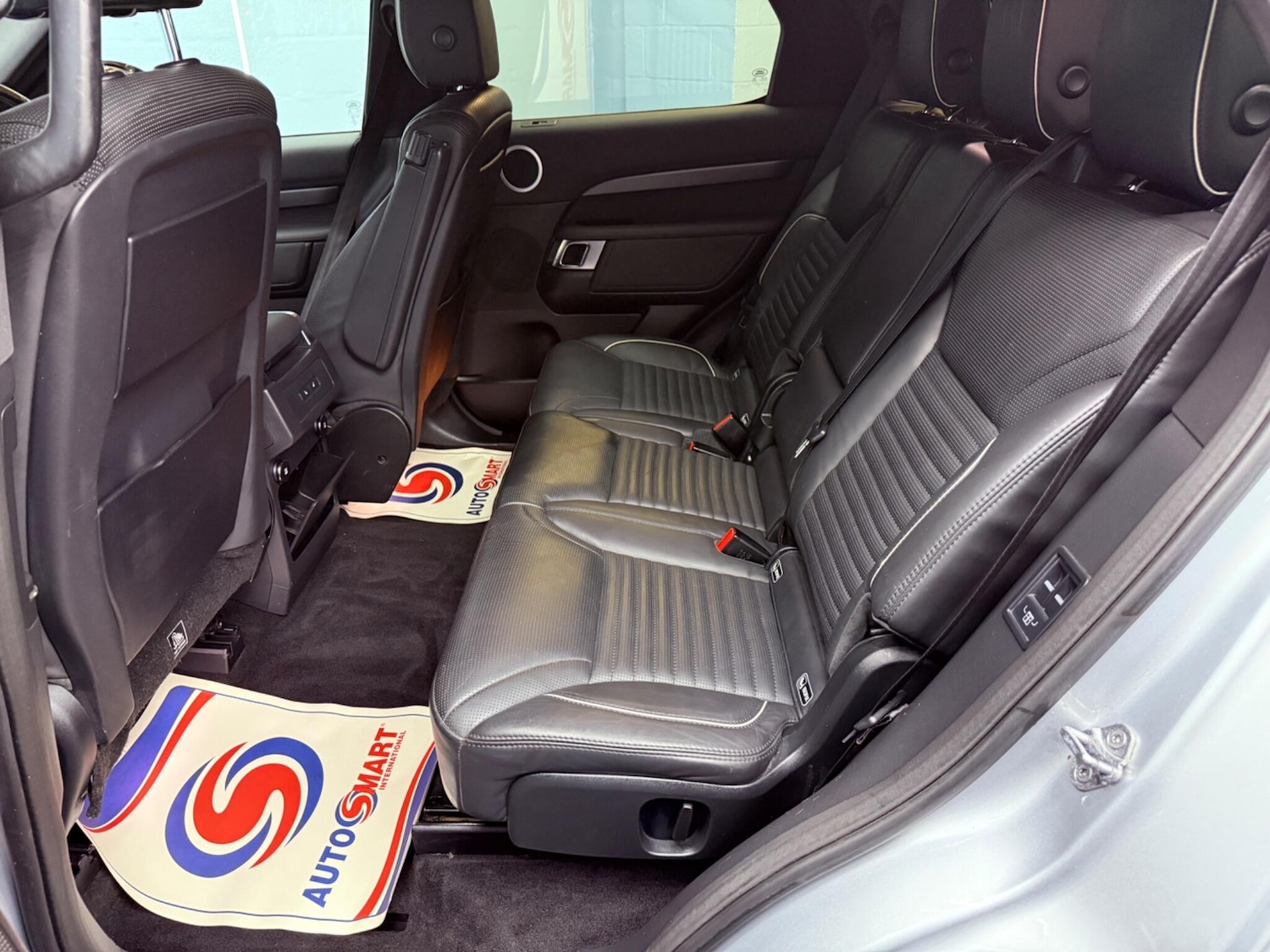 Used Land Rover Discovery 2018 for sale - 77395835: Photo 41