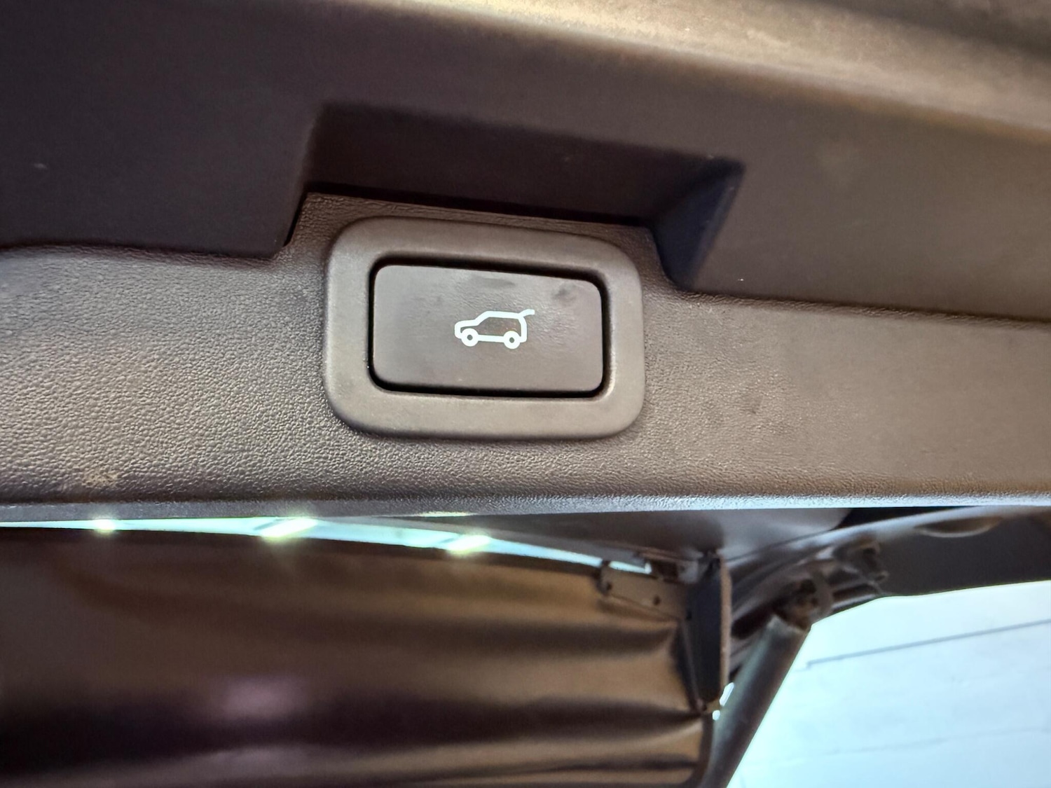 Used Land Rover Discovery 2018 for sale - 77395835: Photo 49