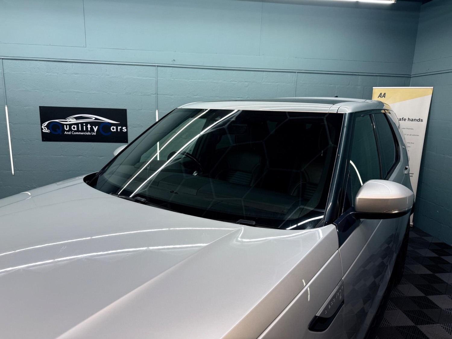 Used Land Rover Discovery 2018 for sale - 77395835: Photo 5