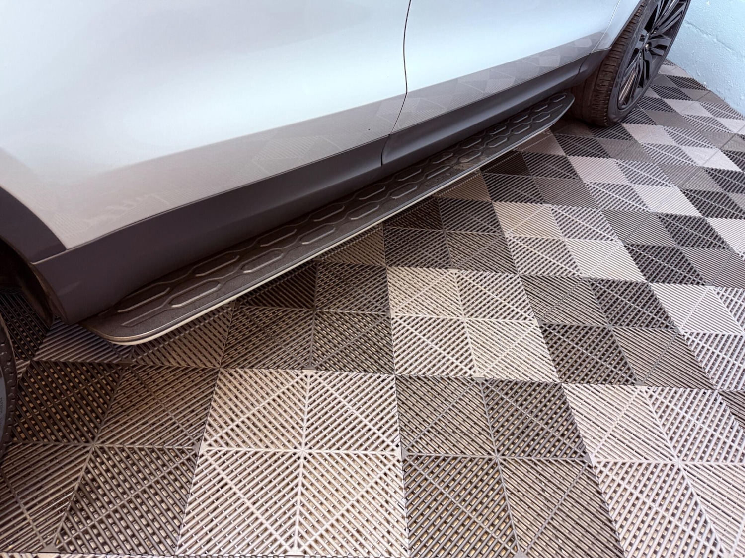 Used Land Rover Discovery 2018 for sale - 77395835: Photo 64