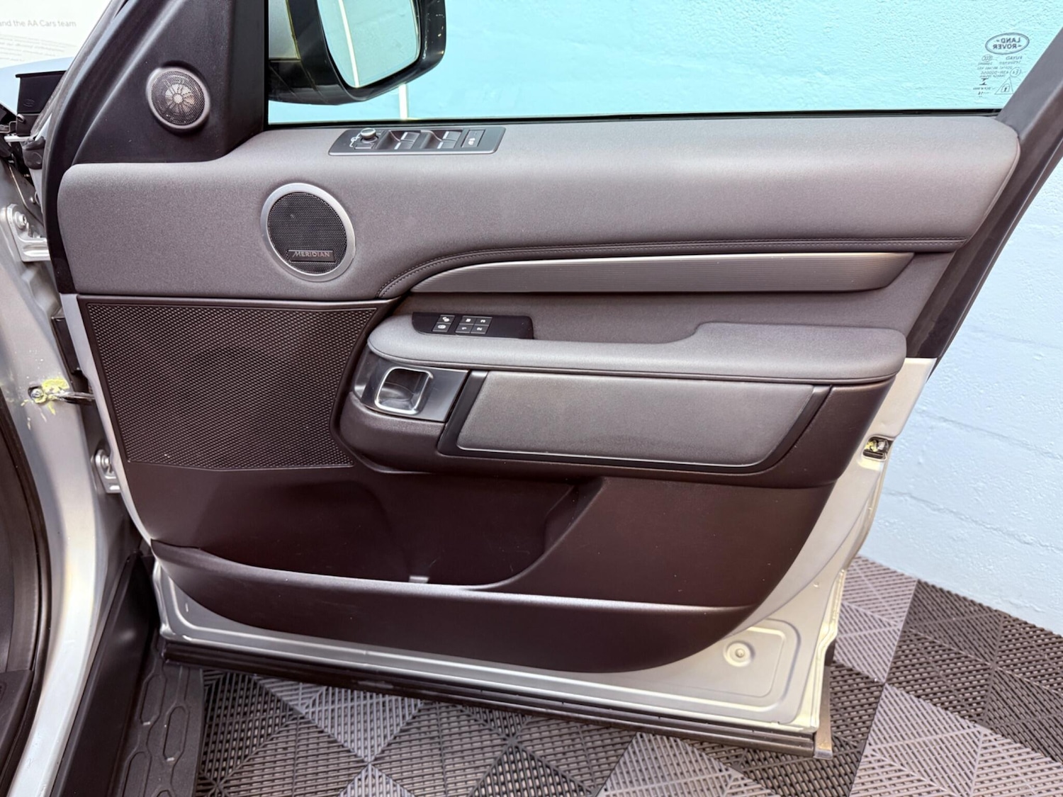 Used Land Rover Discovery 2018 for sale - 77395835: Photo 66