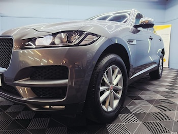 Used Jaguar F-Pace 2016 for sale - 79348693: Photo