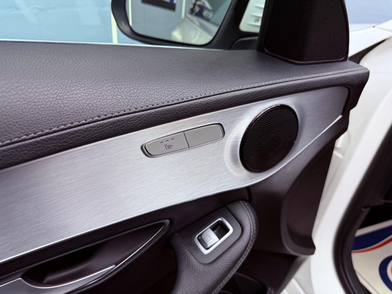 Used Mercedes-Benz C Class 2015 for sale - 77573953: Photo 24