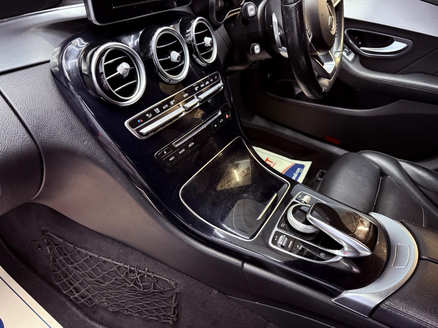 Used Mercedes-Benz C Class 2015 for sale - 77573953: Photo 27