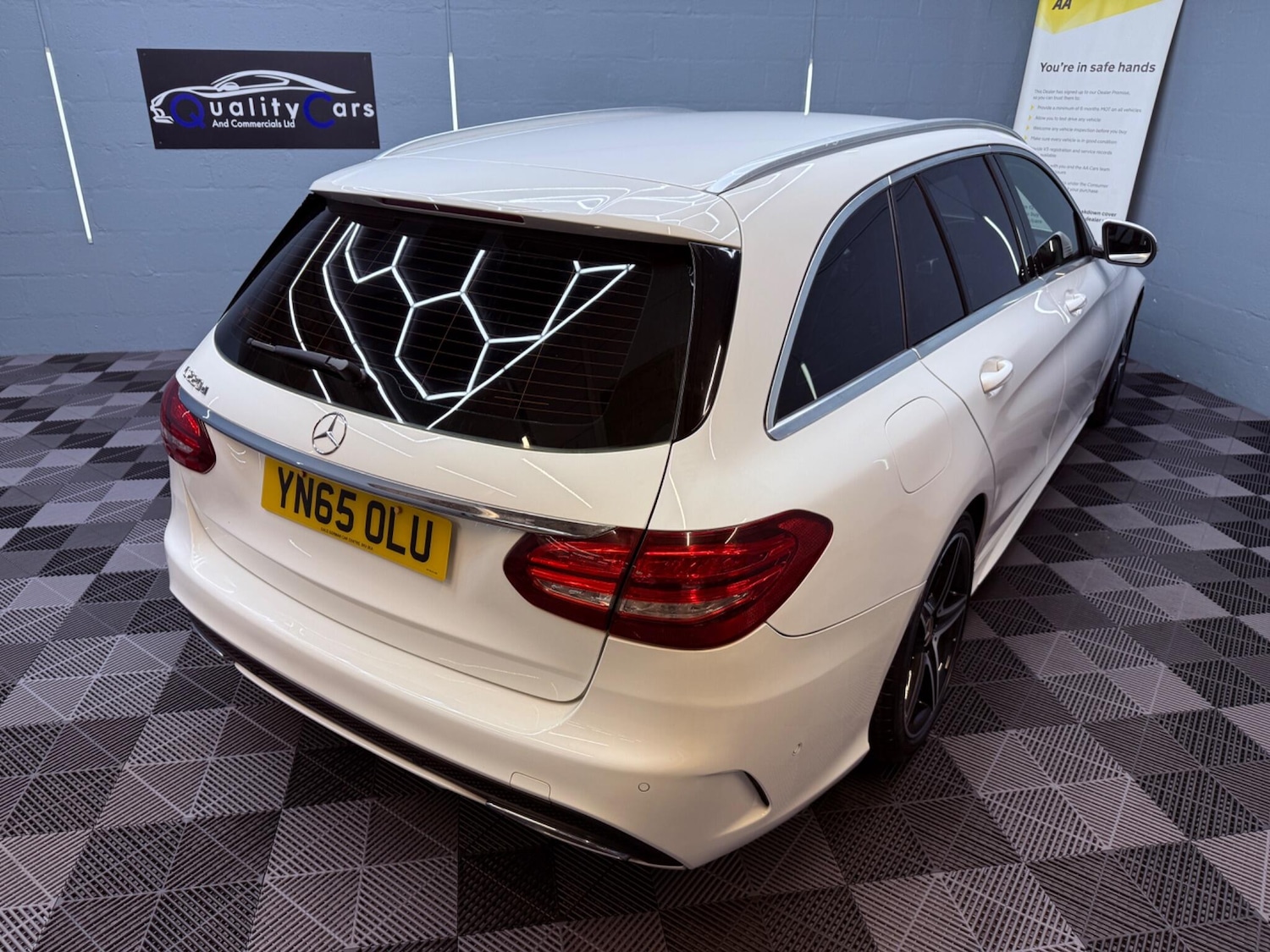 Used Mercedes-Benz C Class 2015 for sale - 77573953: Photo 38