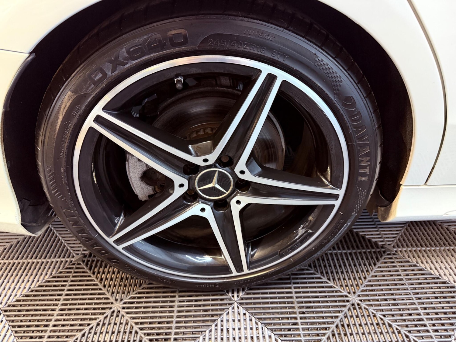 Used Mercedes-Benz C Class 2015 for sale - 77573953: Photo 39