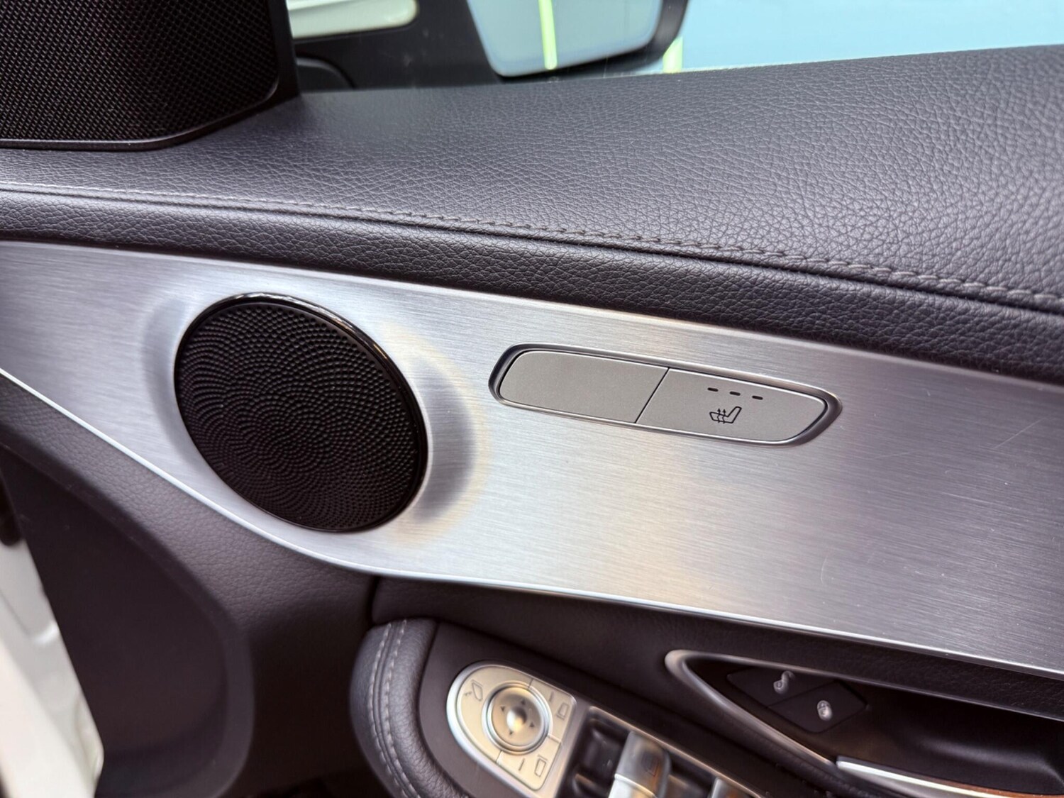 Used Mercedes-Benz C Class 2015 for sale - 77573953: Photo 47