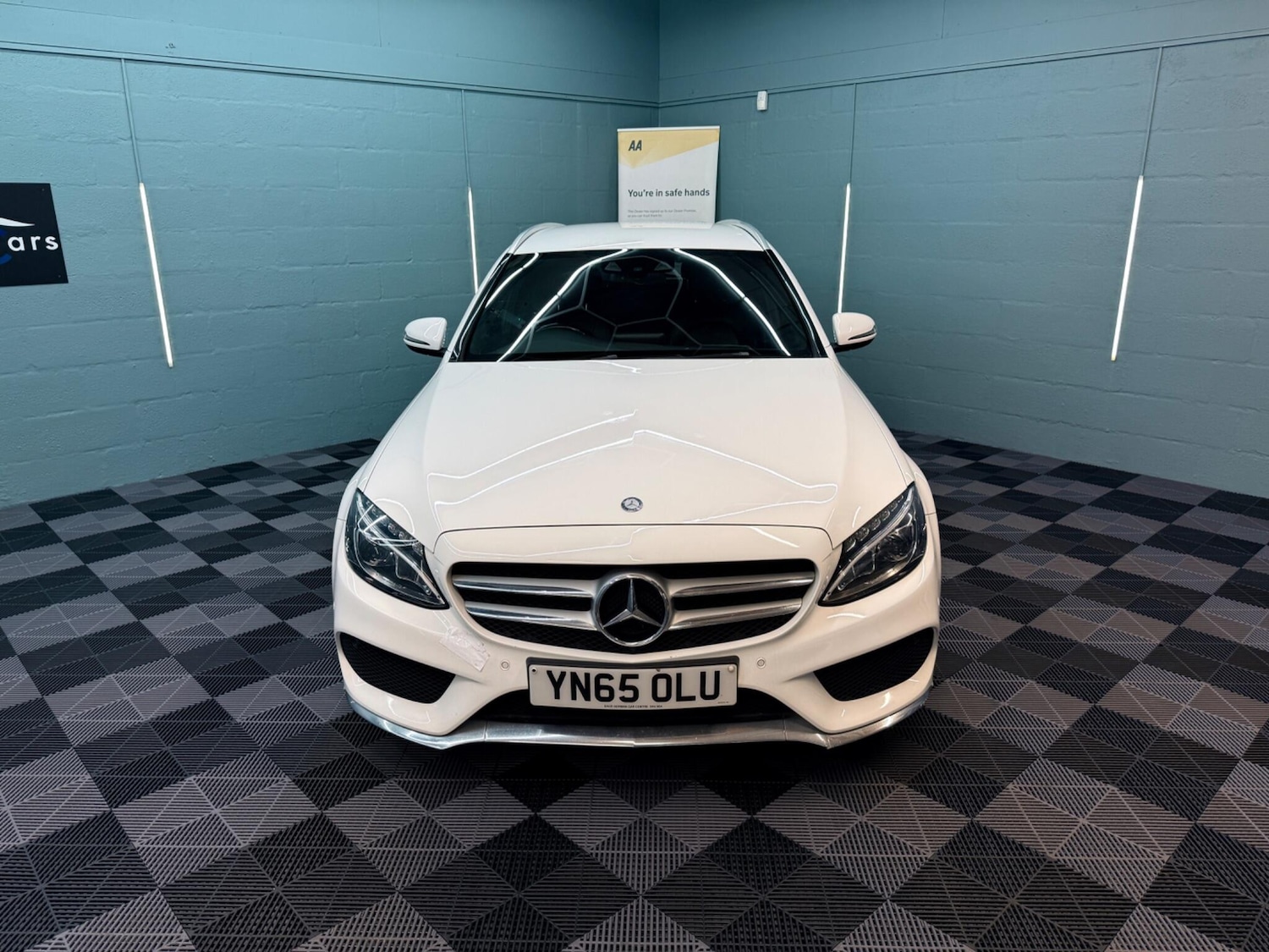 Used Mercedes-Benz C Class 2015 for sale - 77573953: Photo 6