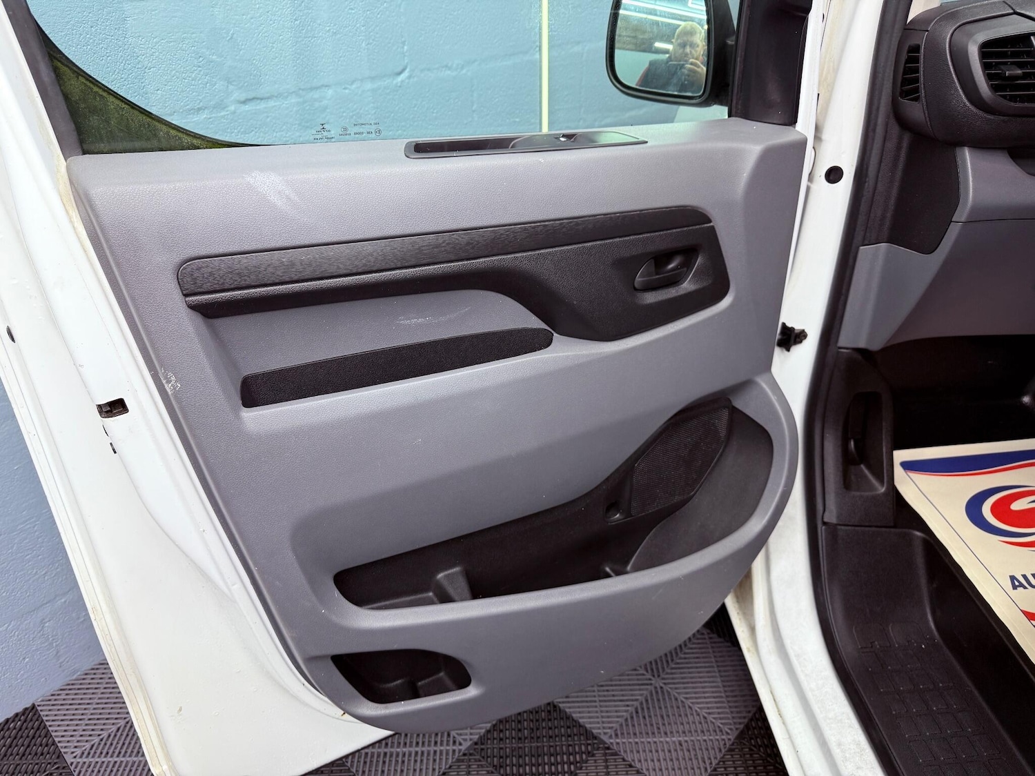 Used Vauxhall Vivaro 2019 for sale - 76671213: Photo 15