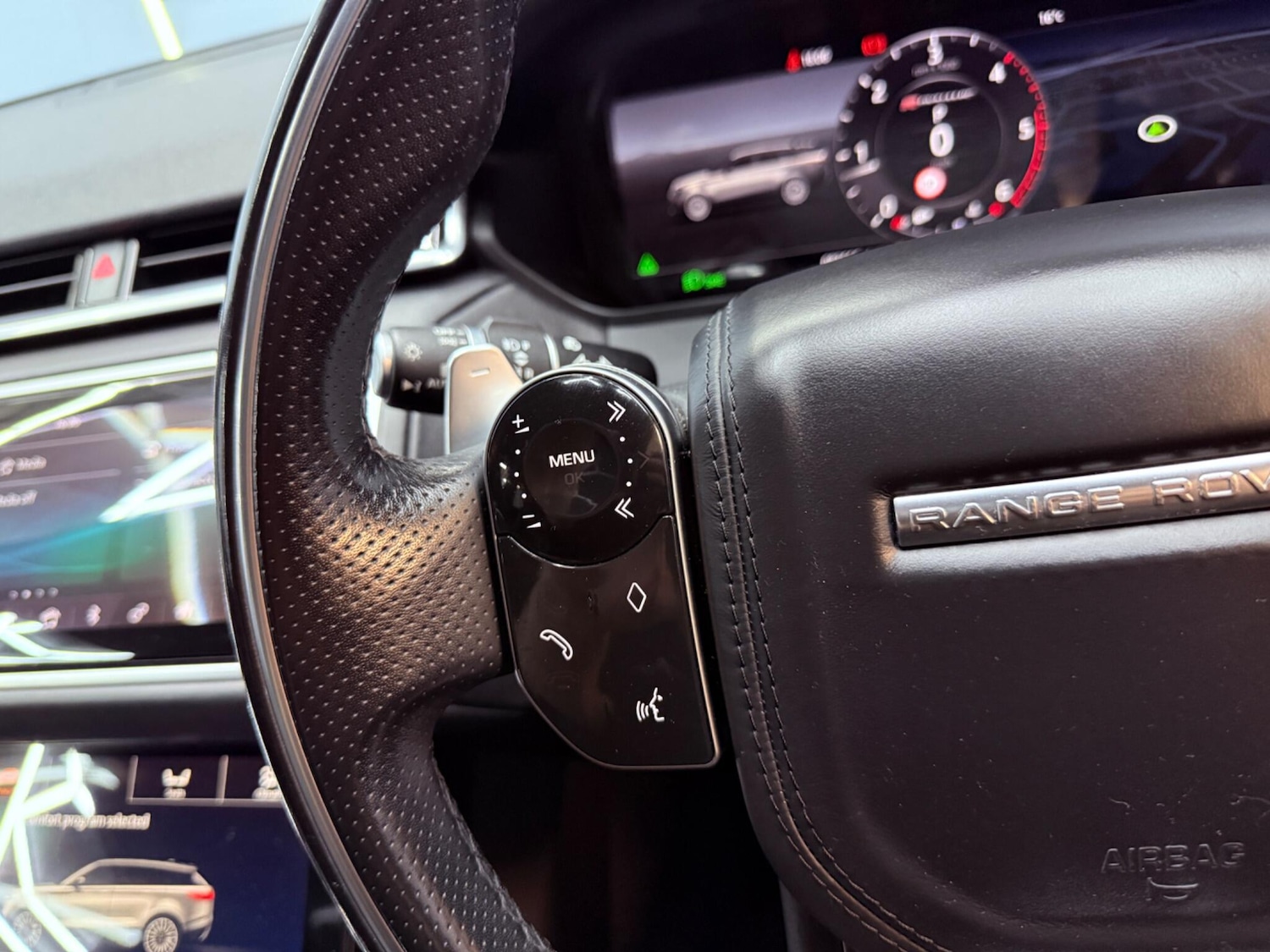 Used Land Rover Range Rover Velar 2017 for sale - 78204318: Photo 28