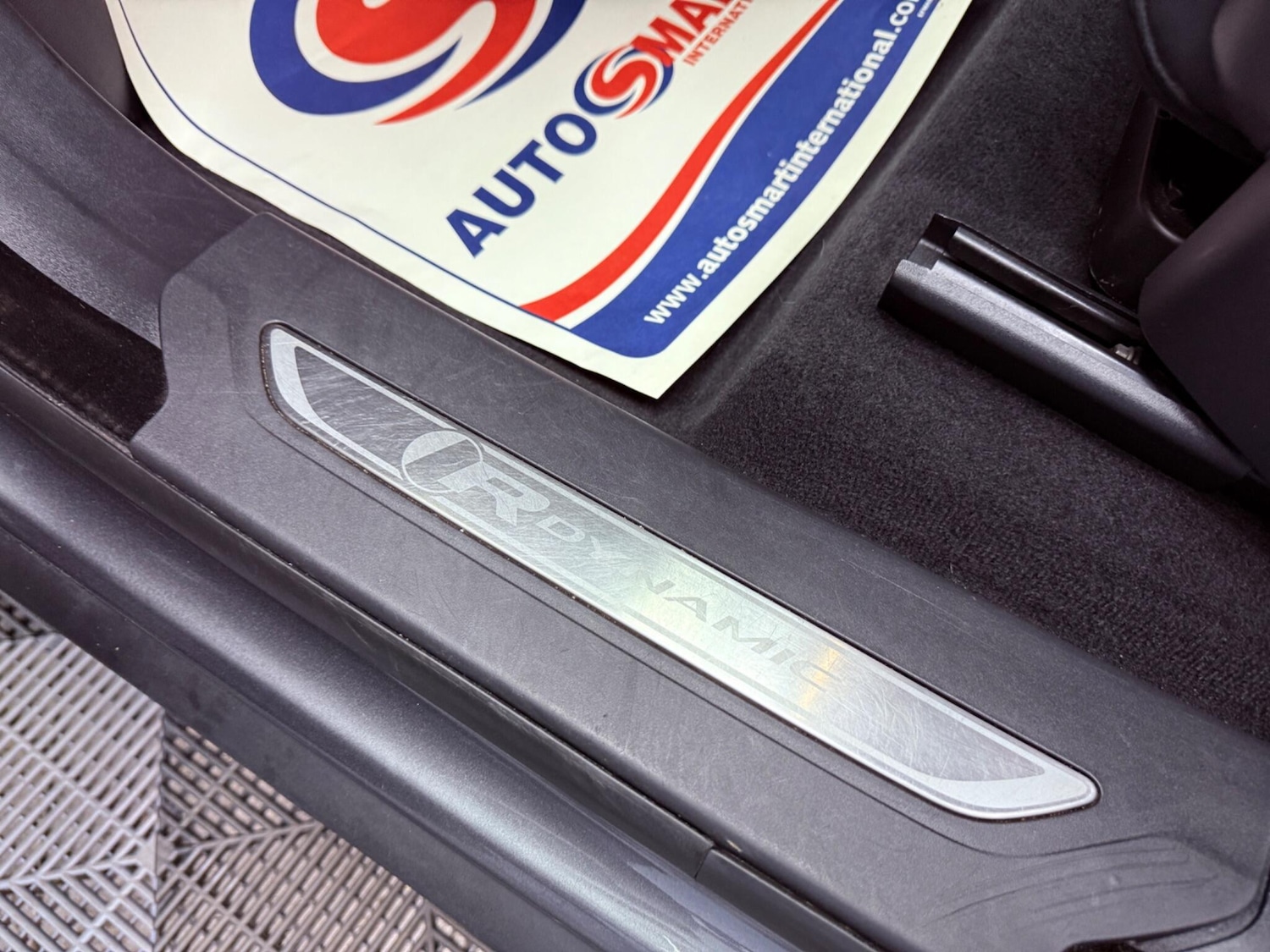 Used Land Rover Range Rover Velar 2017 for sale - 78204318: Photo 36