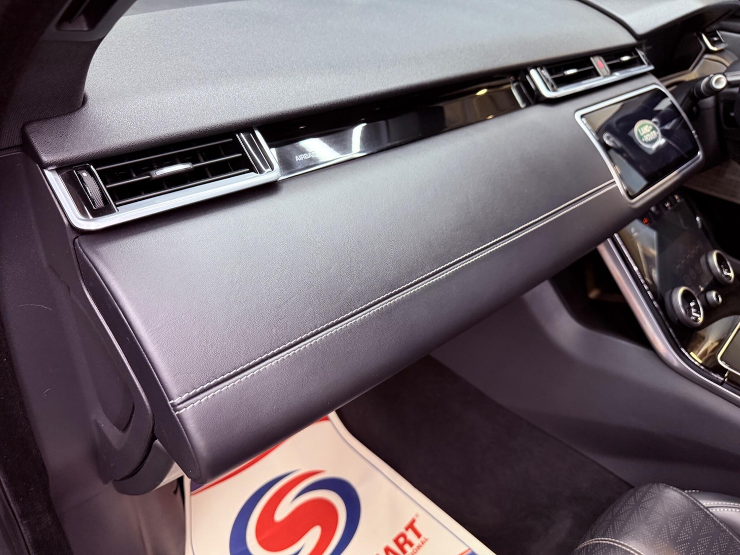 Used Land Rover Range Rover Velar 2017 for sale - 78204318: Photo 39