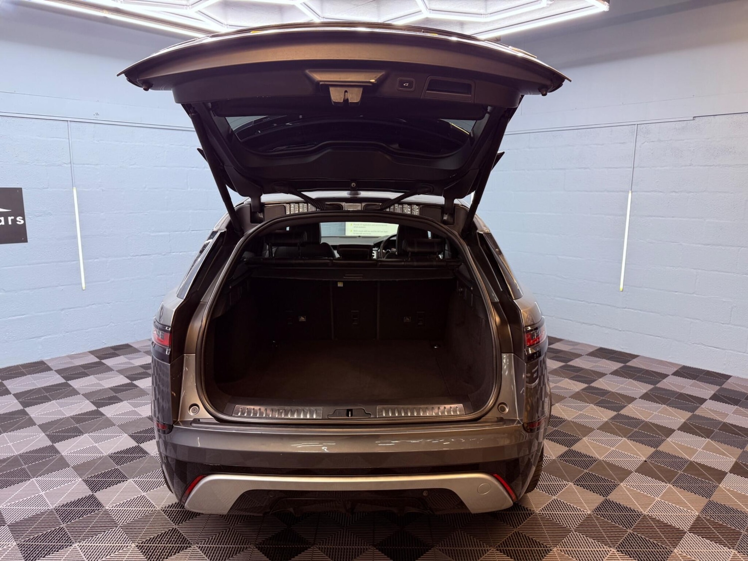 Used Land Rover Range Rover Velar 2017 for sale - 78204318: Photo 49