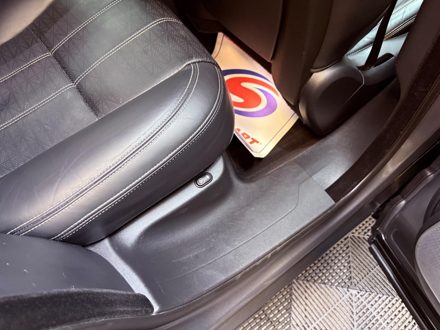 Used Land Rover Range Rover Velar 2017 for sale - 78204318: Photo 54