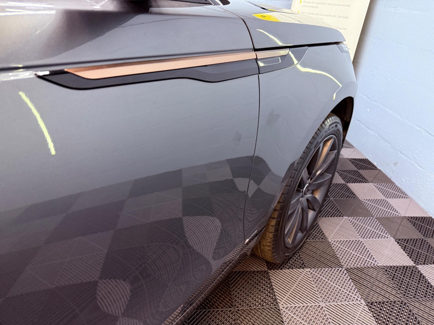 Used Land Rover Range Rover Velar 2017 for sale - 78204318: Photo 72