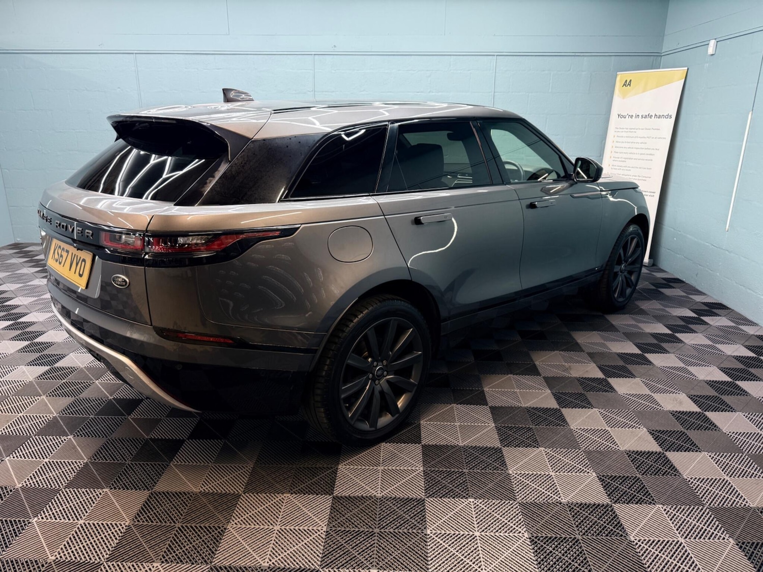Used Land Rover Range Rover Velar 2017 for sale - 78204318: Photo 76