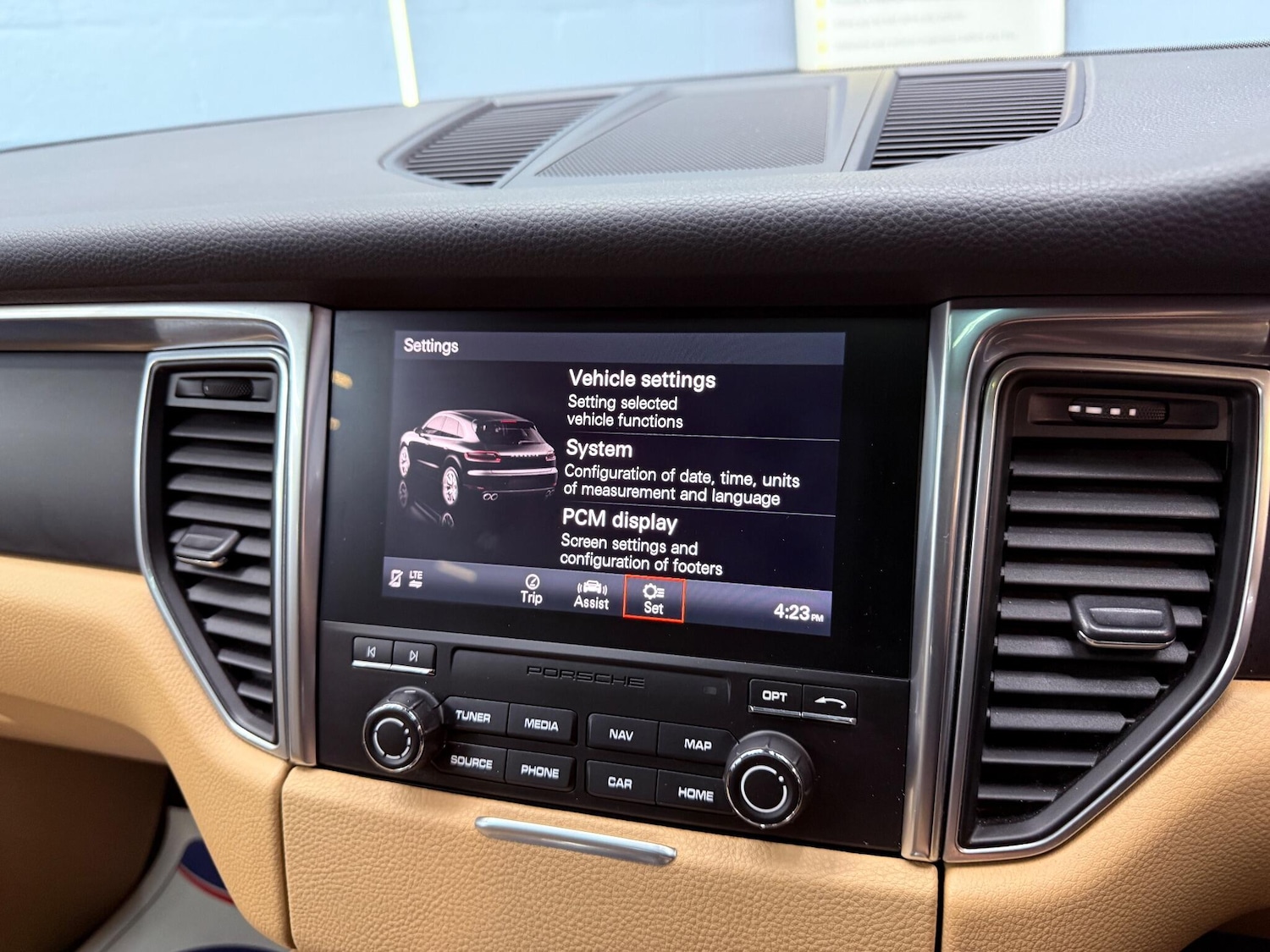 Used Porsche Macan 2017 for sale - 76671601: Photo 15