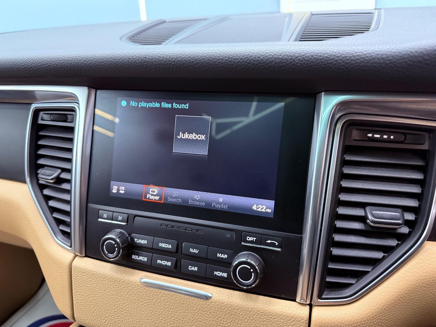 Used Porsche Macan 2017 for sale - 76671601: Photo 16