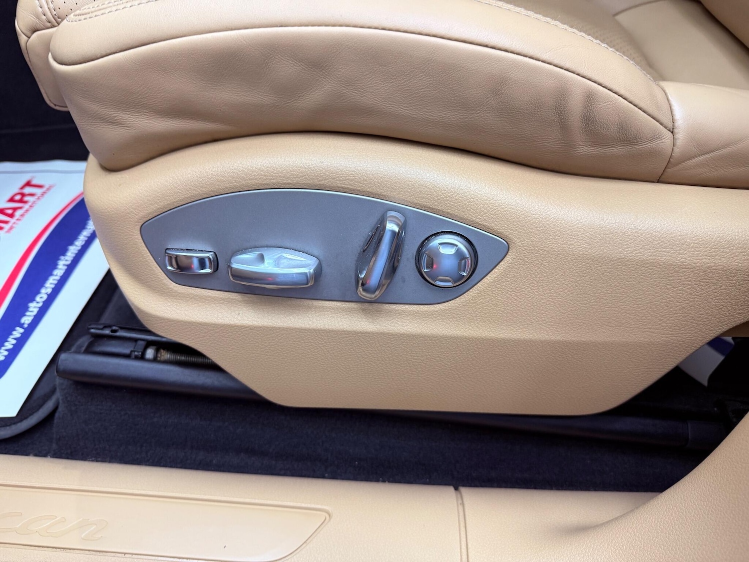 Used Porsche Macan 2017 for sale - 76671601: Photo 37