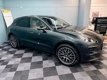 Used Porsche Macan 2017 for sale - 76671601: Photo