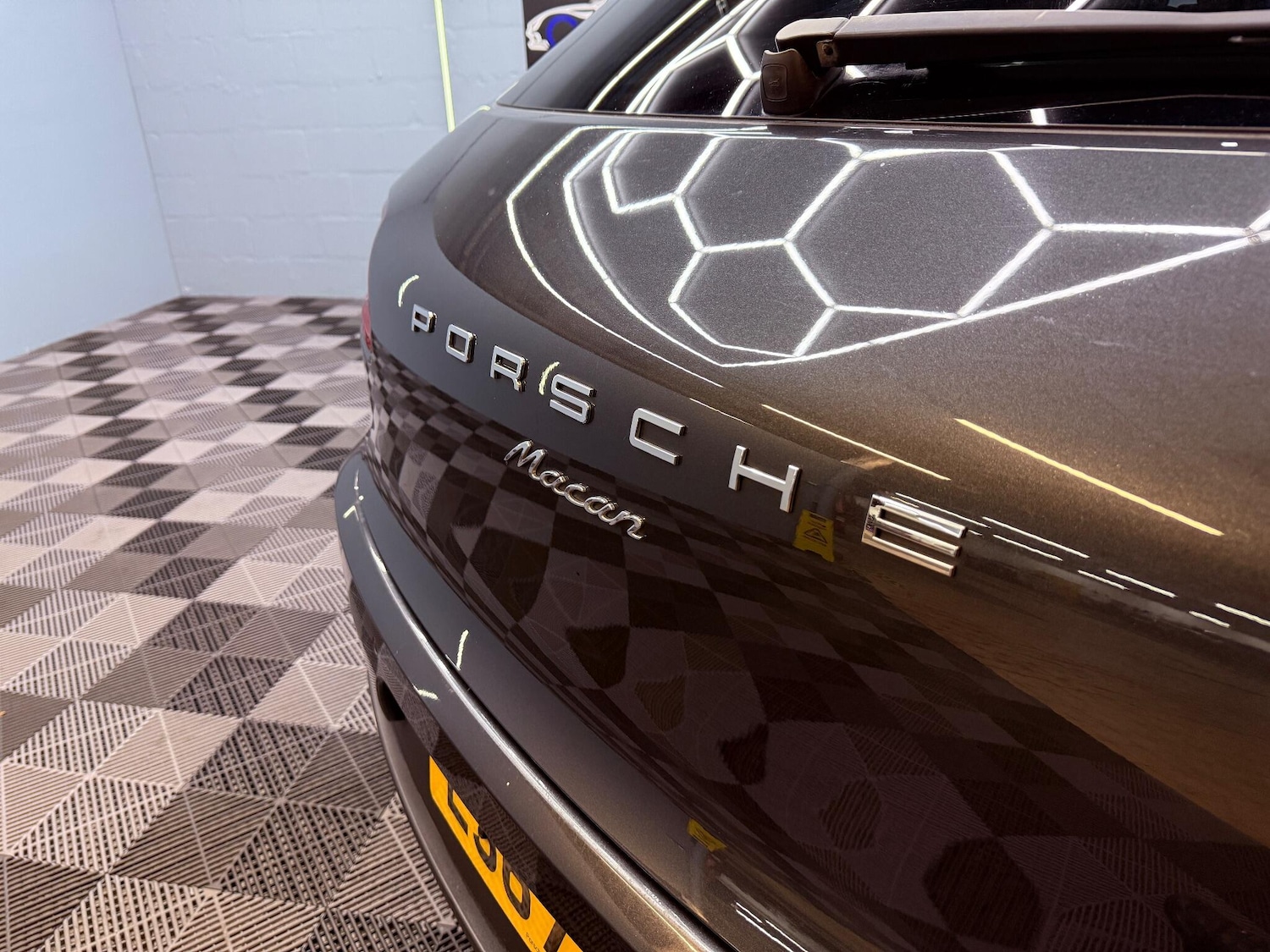 Used Porsche Macan 2017 for sale - 76671601: Photo 51