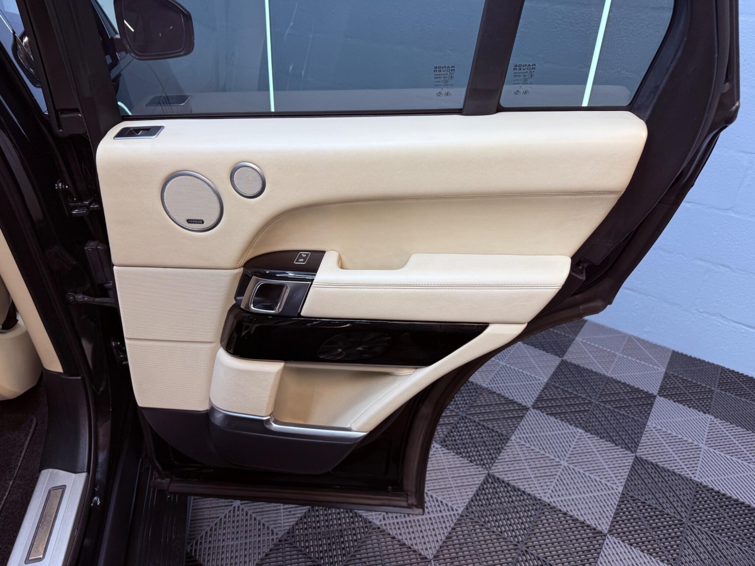 Used Land Rover Range Rover 2013 for sale - 77305628: Photo 64