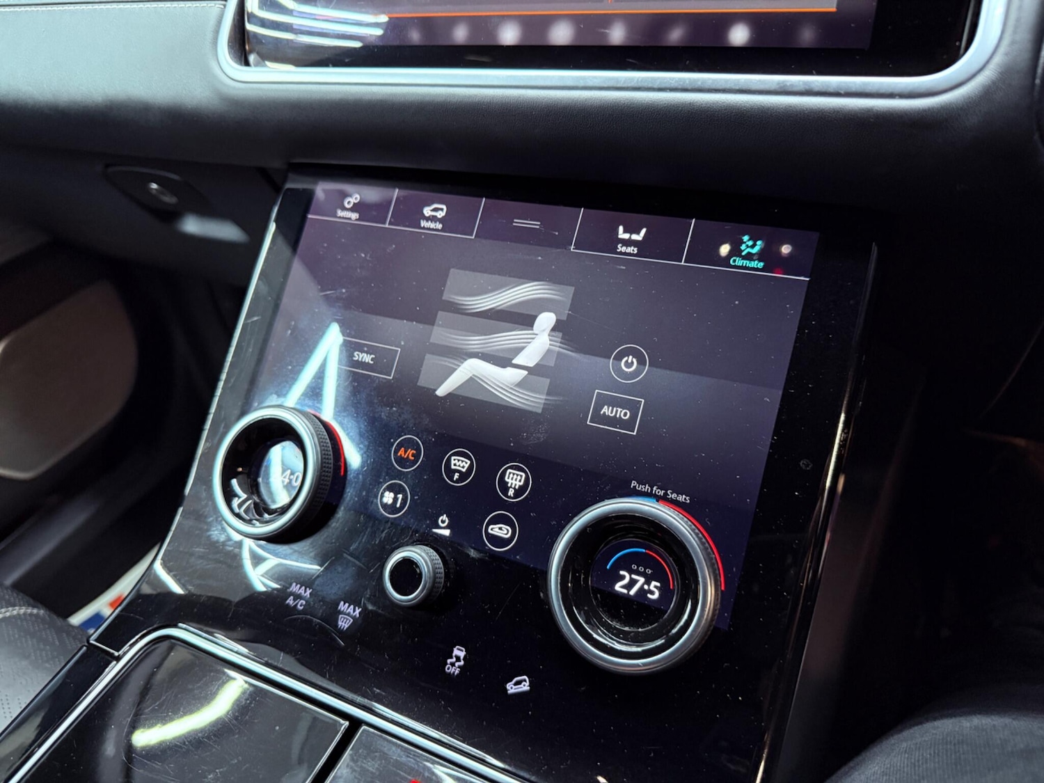 Used Land Rover Range Rover Velar 2018 for sale - 77229220: Photo 10