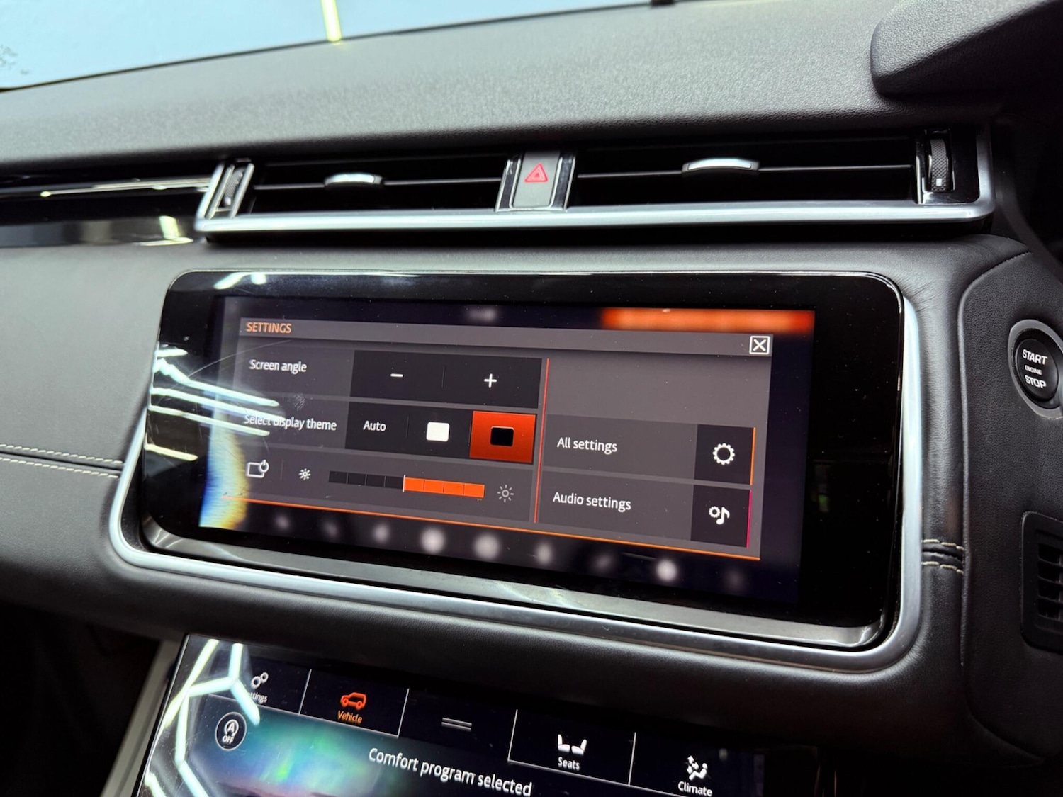 Used Land Rover Range Rover Velar 2018 for sale - 77229220: Photo 12