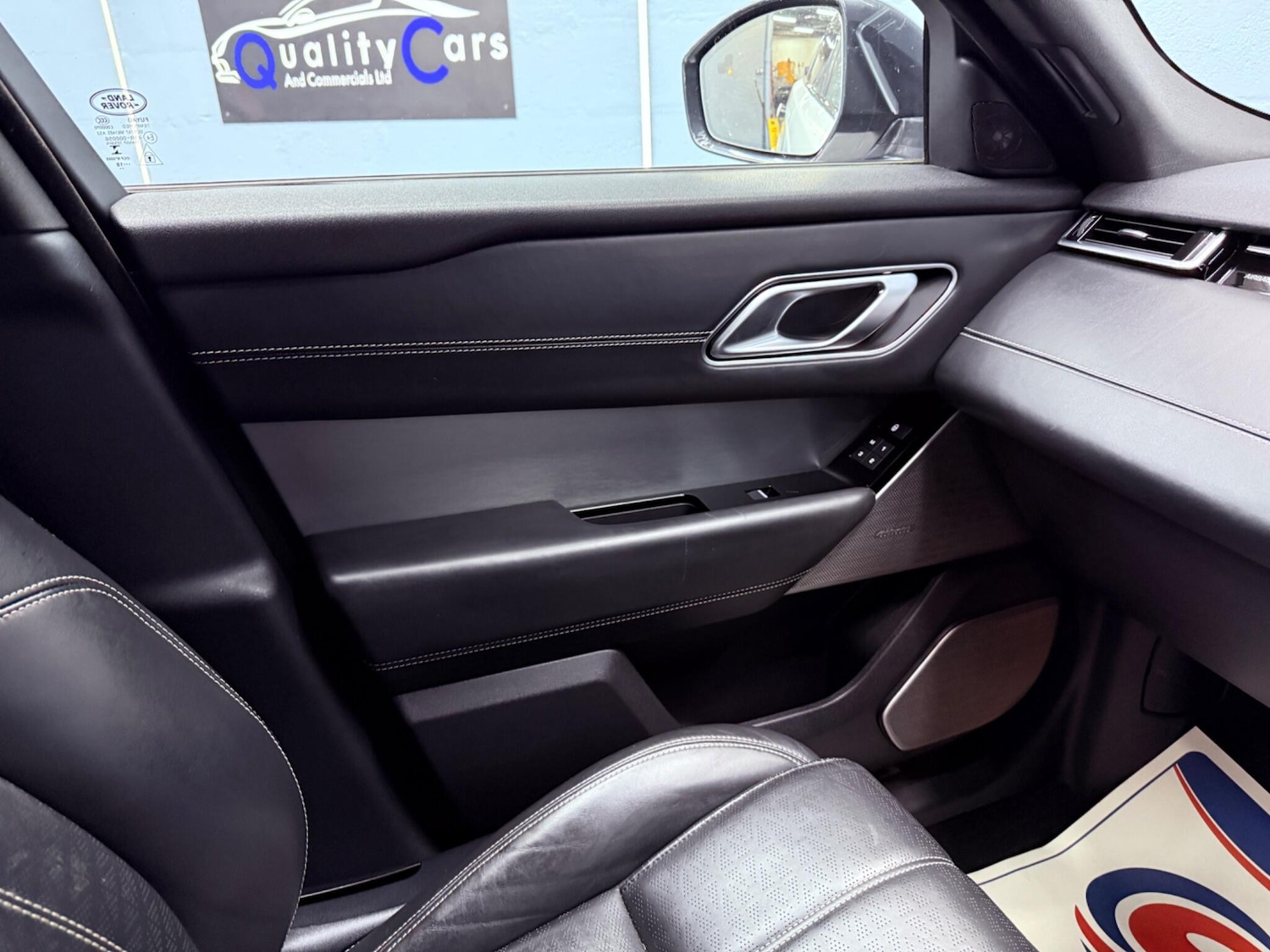 Used Land Rover Range Rover Velar 2018 for sale - 77229220: Photo 17