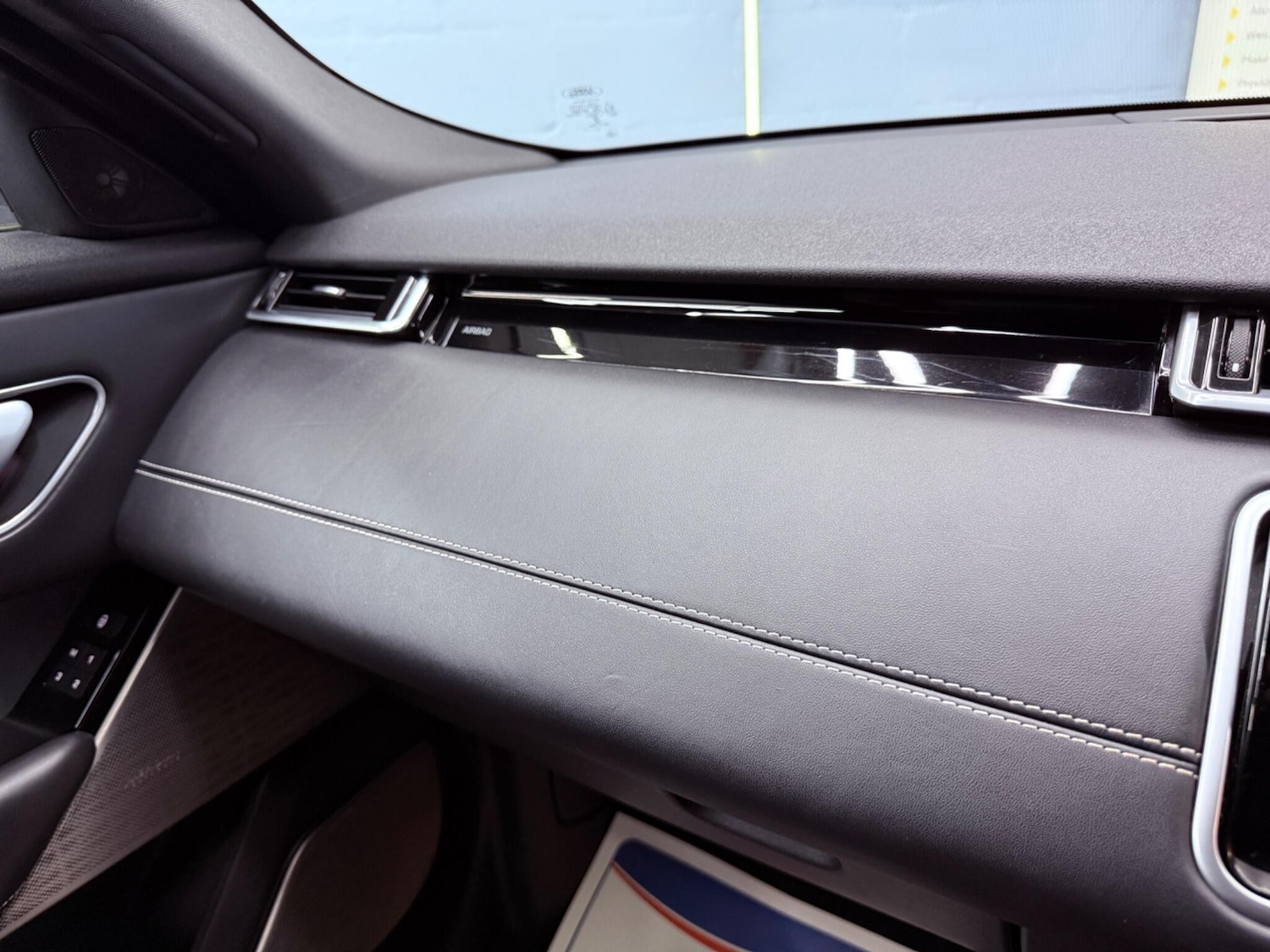 Used Land Rover Range Rover Velar 2018 for sale - 77229220: Photo 18