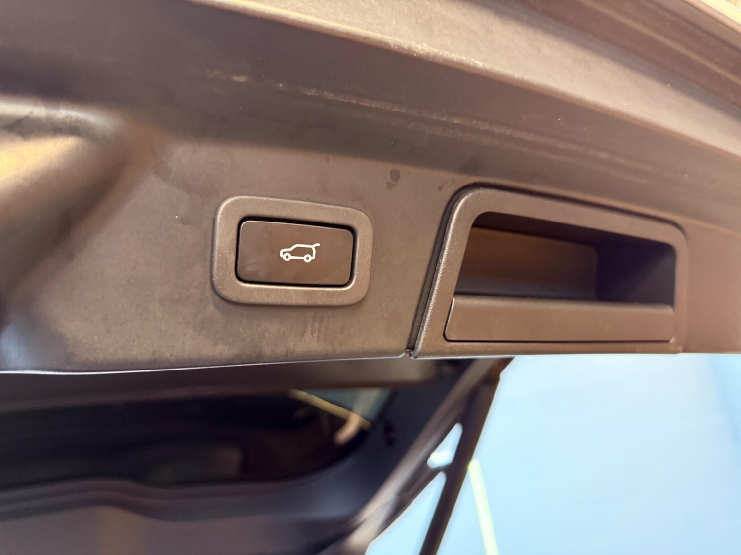 Used Land Rover Range Rover Velar 2018 for sale - 77229220: Photo 45