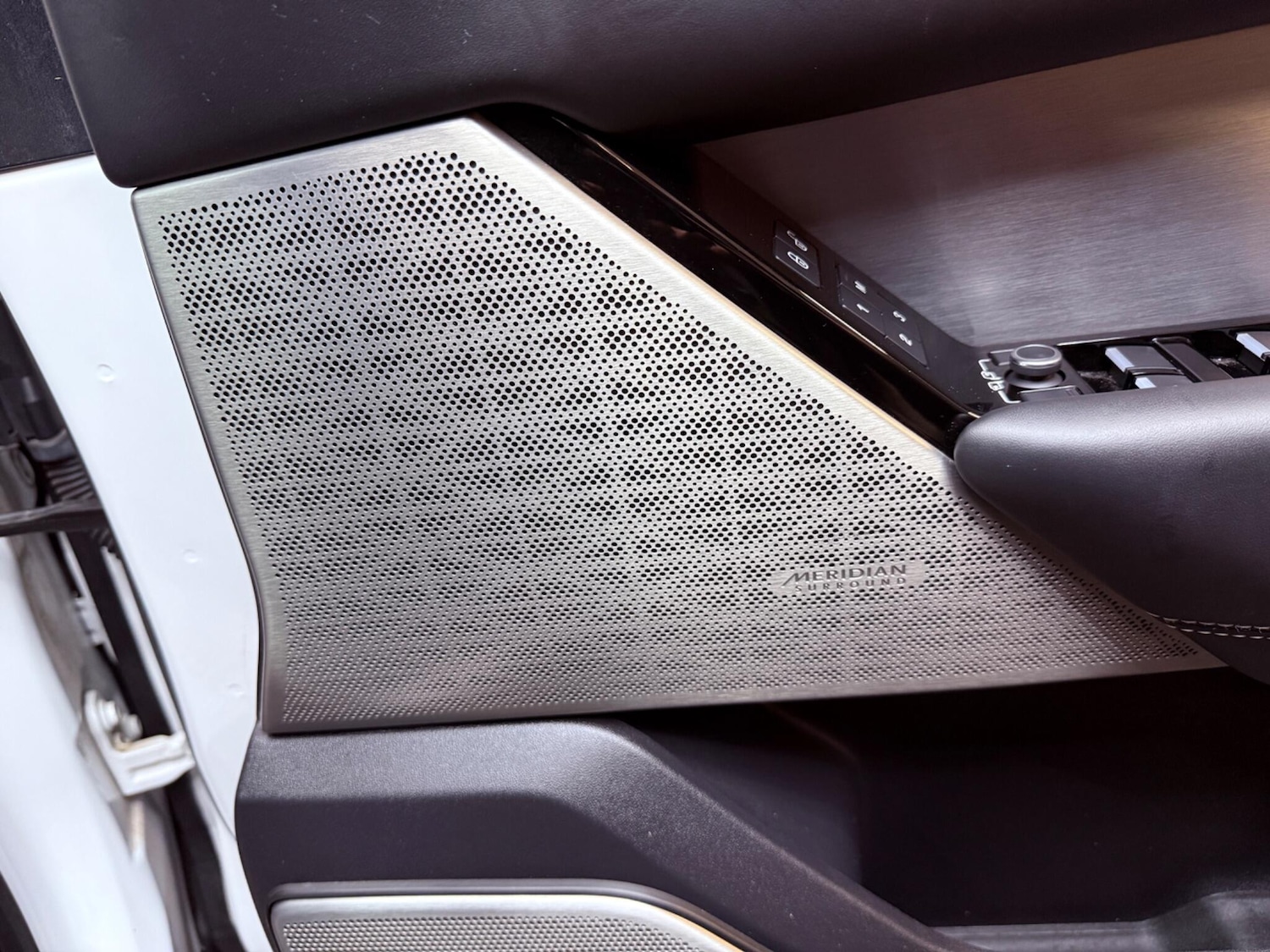 Used Land Rover Range Rover Velar 2018 for sale - 77229220: Photo 60