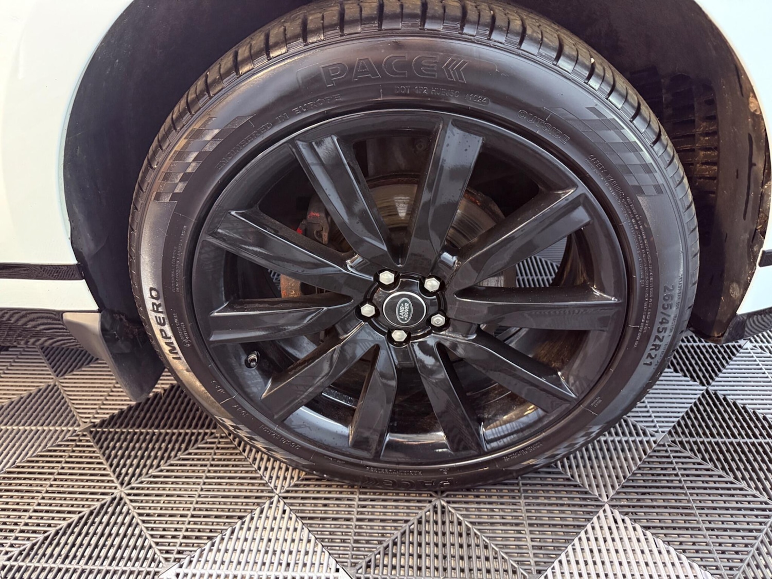 Used Land Rover Range Rover Velar 2018 for sale - 77229220: Photo 68