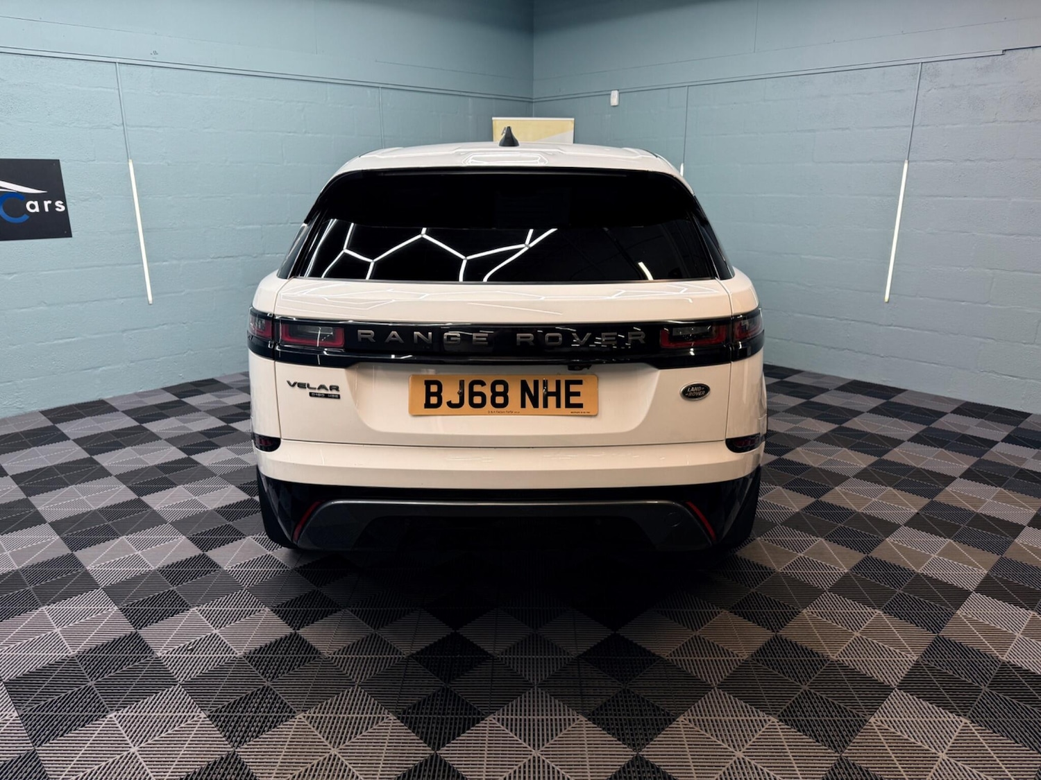 Used Land Rover Range Rover Velar 2018 for sale - 77229220: Photo 71
