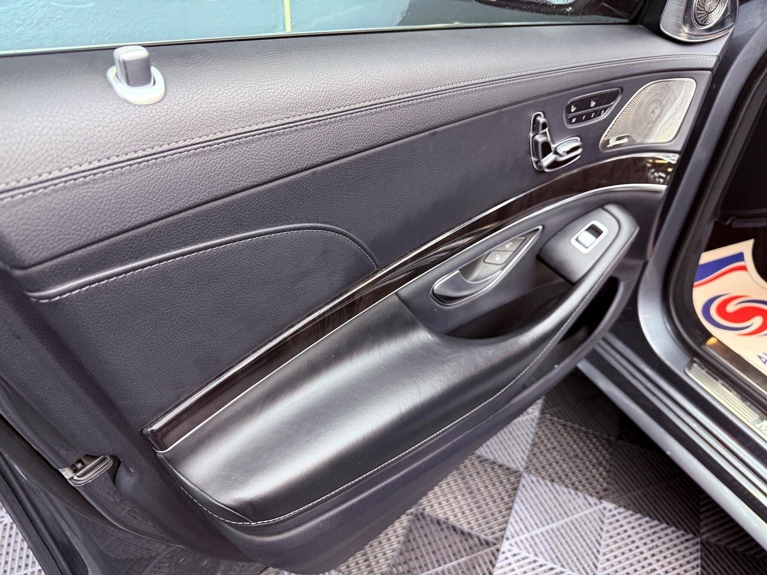 Used Mercedes-Benz S Class 2019 for sale - 76431941: Photo 30