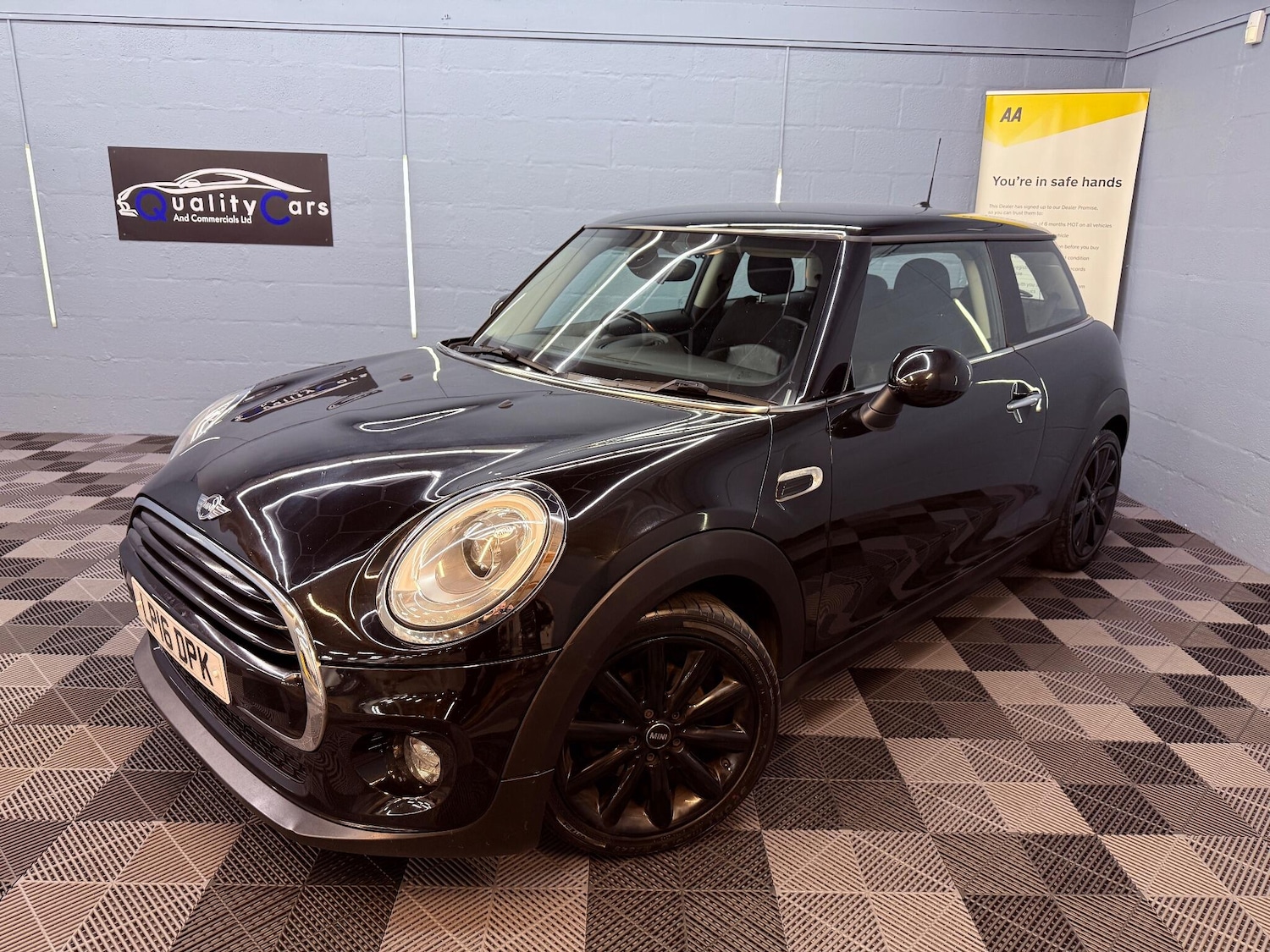 Used MINI Hatch 2016 for sale - 76759293: Photo 1