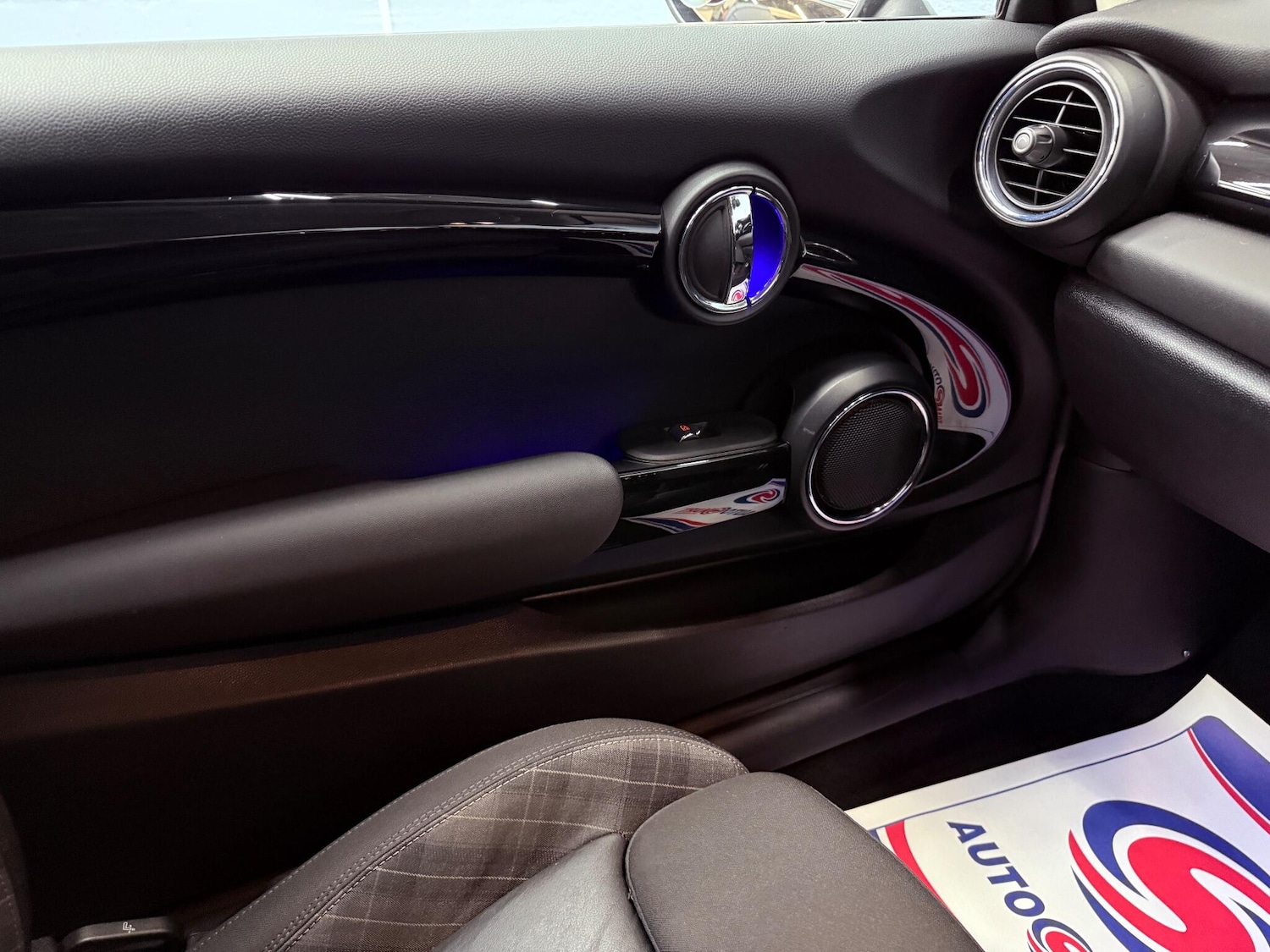 Used MINI Hatch 2016 for sale - 76759293: Photo 11