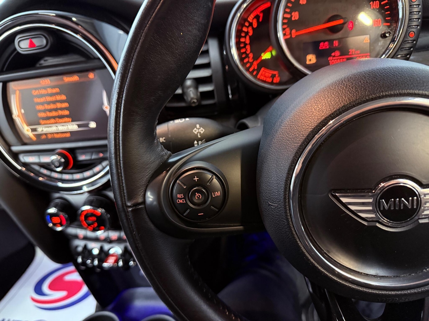 Used MINI Hatch 2016 for sale - 76759293: Photo 19