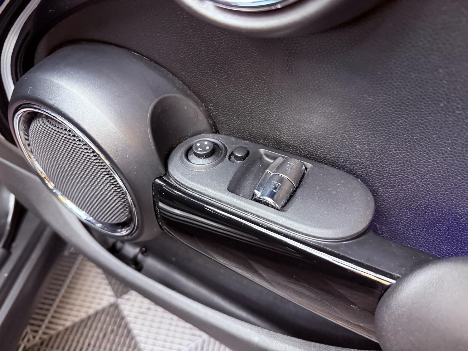 Used MINI Hatch 2016 for sale - 76759293: Photo 40